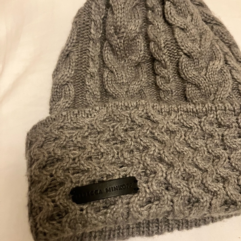 New RM Ribbed Knit hat - Picture 4 of 7